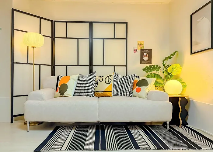 Villa Hongdae 10 Min Family 2br Direct Airport Bus From Icn Airport Seoul