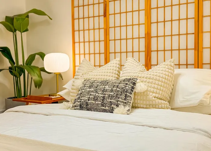 Hongdae 10 Min Family 2br Direct Airport Bus From Icn Airport